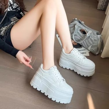 VD FASHION - Women's 9cm platform sneakers